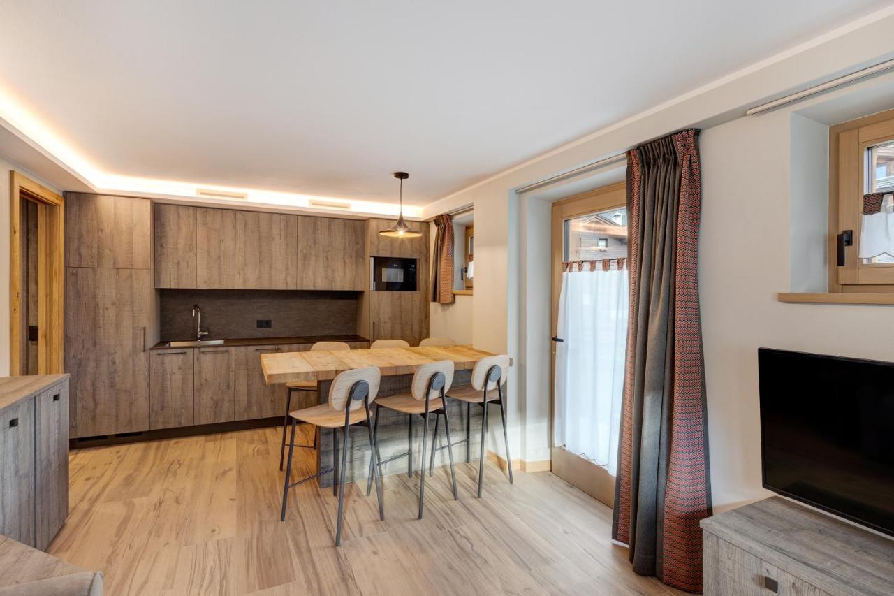 Snow Mountain Planet Suite House Livigno Exterior photo